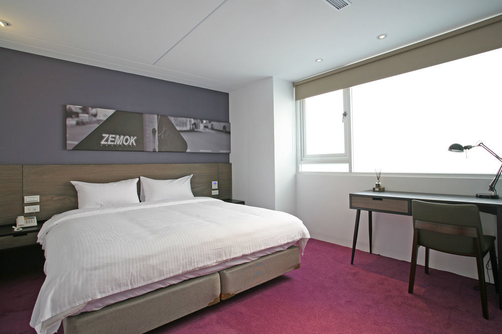P&F Hotel Đài Trung Ngoại thất bức ảnh