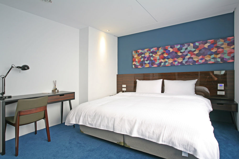 P&F Hotel Đài Trung Ngoại thất bức ảnh