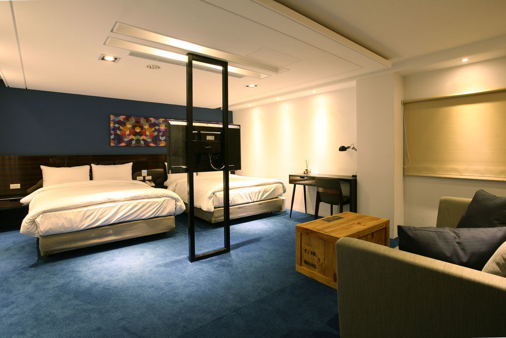 P&F Hotel Đài Trung Ngoại thất bức ảnh