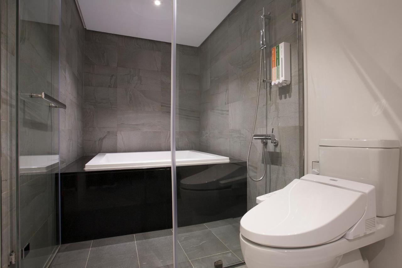 P&F Hotel Đài Trung Ngoại thất bức ảnh
