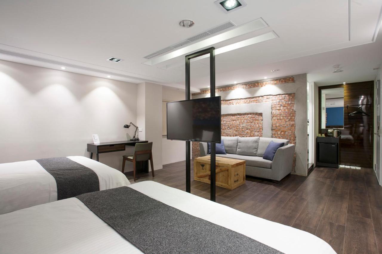 P&F Hotel Đài Trung Ngoại thất bức ảnh
